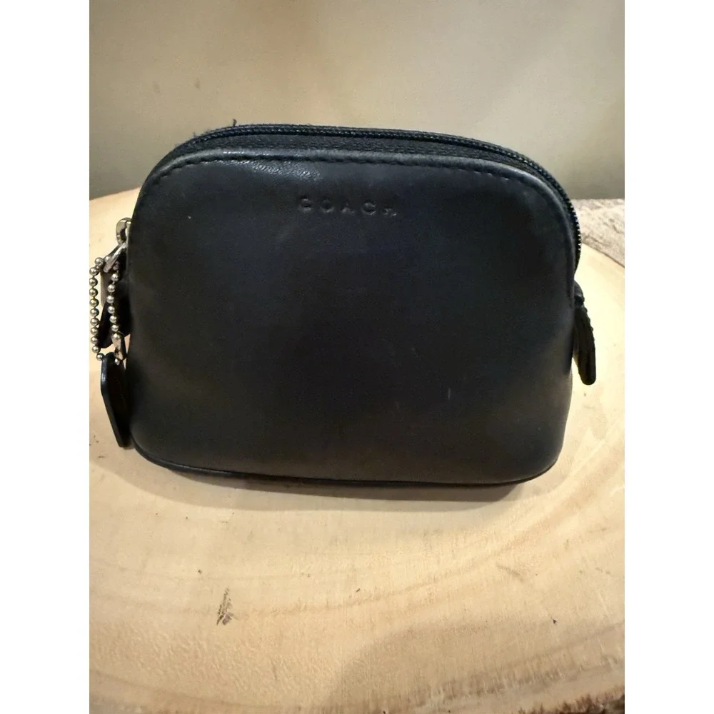 Coach Classic Vintage Dome Black‎  Leather Legacy Rare Zip Coin Purse Cosmetic